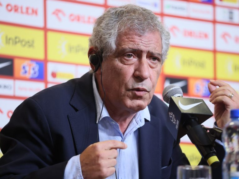 Fernando Santos categorically put an end to speculations about Lewandowski.  A tough stance from the coach