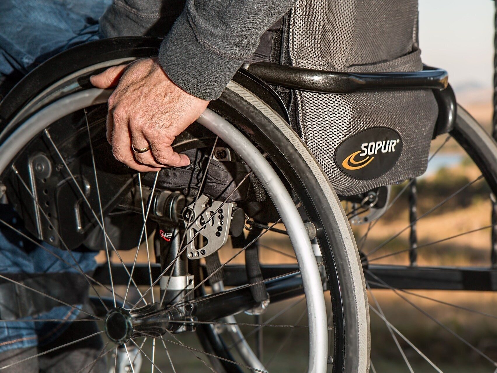 Free equipment rental for the disabled has started.  Applications can now be submitted