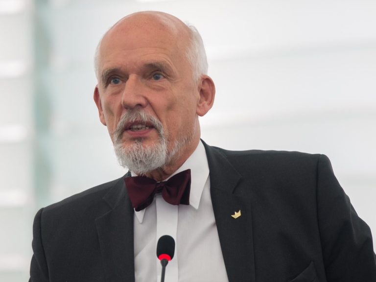 Korwin-Mikke launched the “1% protocol”.  “Women shouldn’t vote”