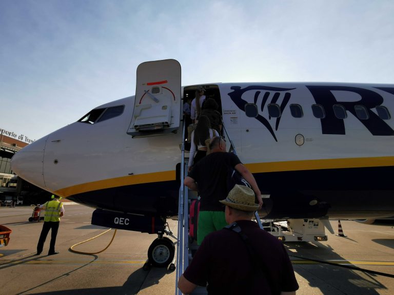 They were supposed to go on holiday to the Canary Islands.  Due to Ryanair’s mistake, they added PLN 900 to the holiday