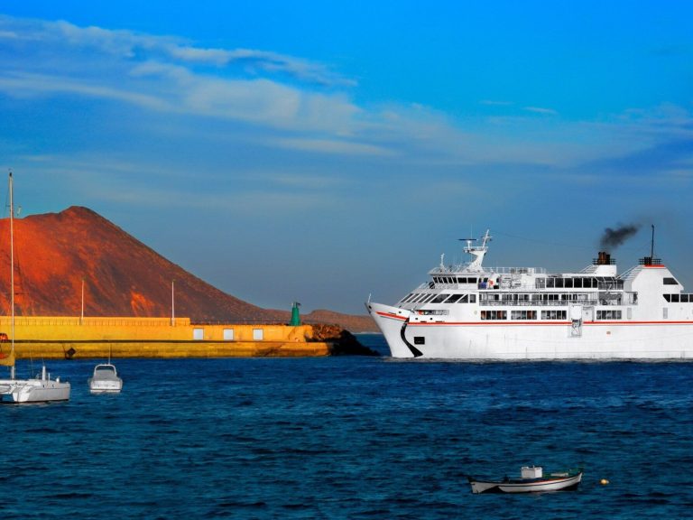 Dangerous event in the Canary Islands.  The ship hit a rock and began to sink