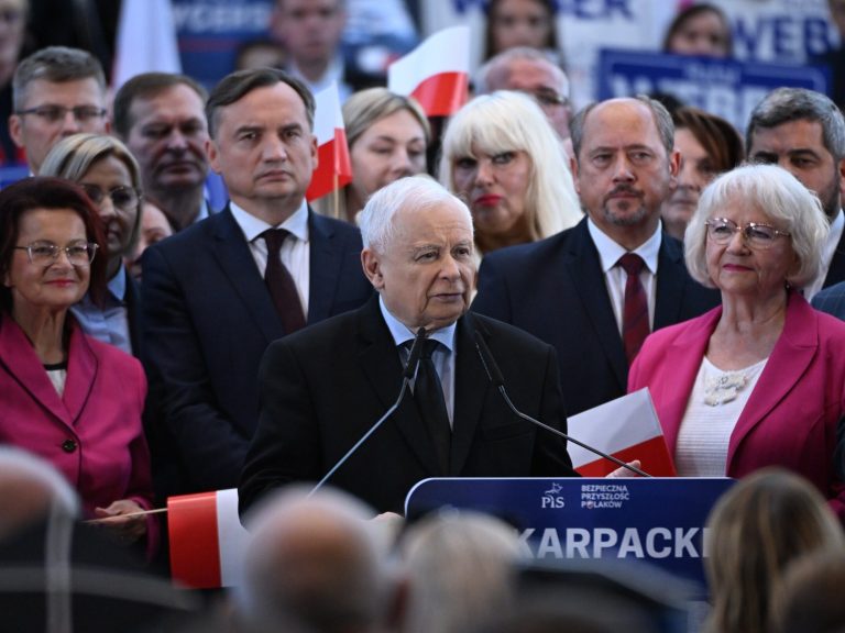 Jarosław Kaczyński on Tusk’s biggest scandal.  “He must take everything we have given away.”