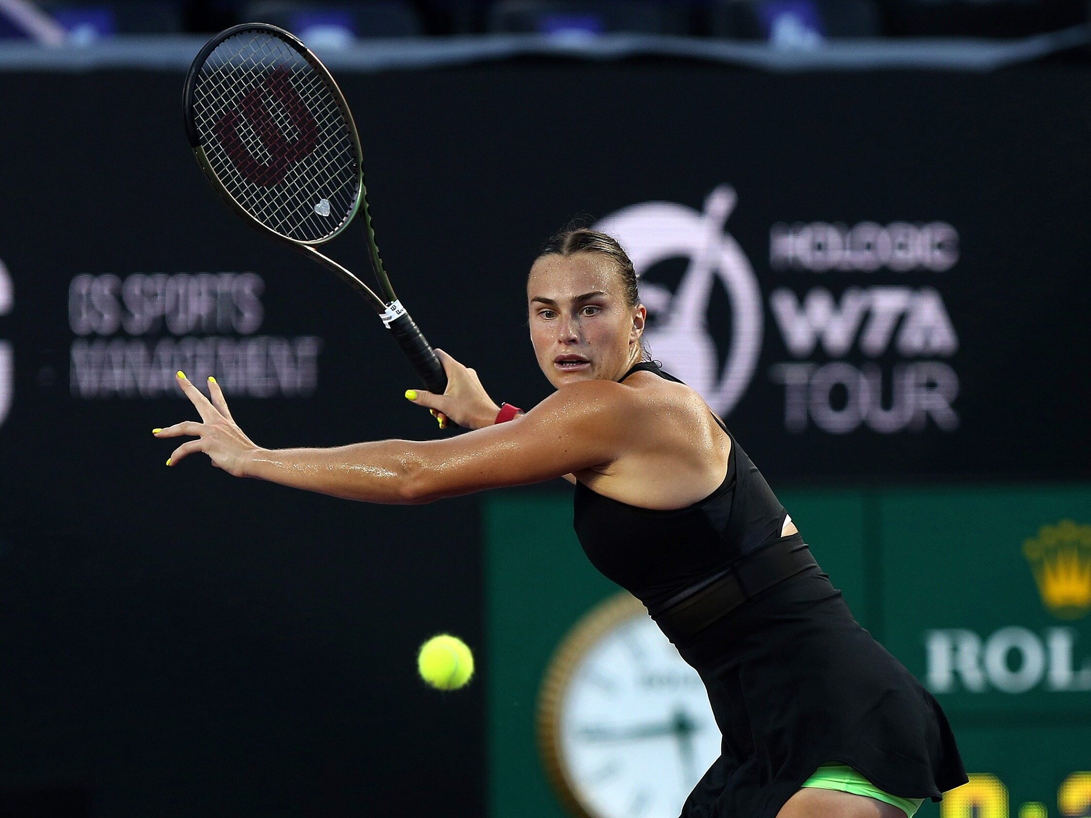 Aryna Sabalenka's problems.  The Belarusian's first defeat in the WTA Finals