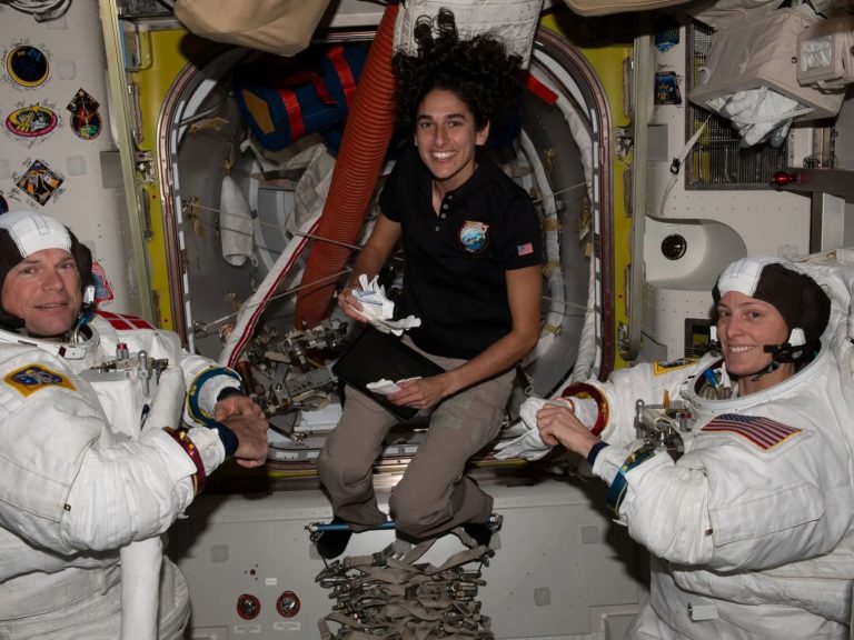 How to watch a NASA spacewalk?  Two astronauts will leave the ISS today