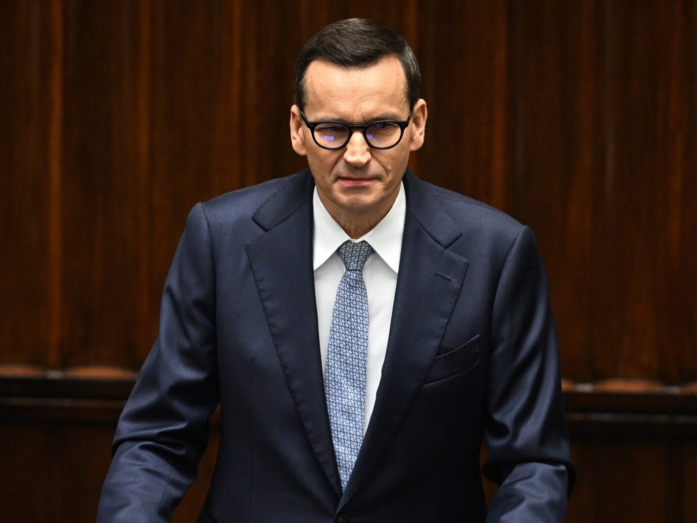 Morawiecki declares support for the opposition's idea.  "I'll raise my hand..."