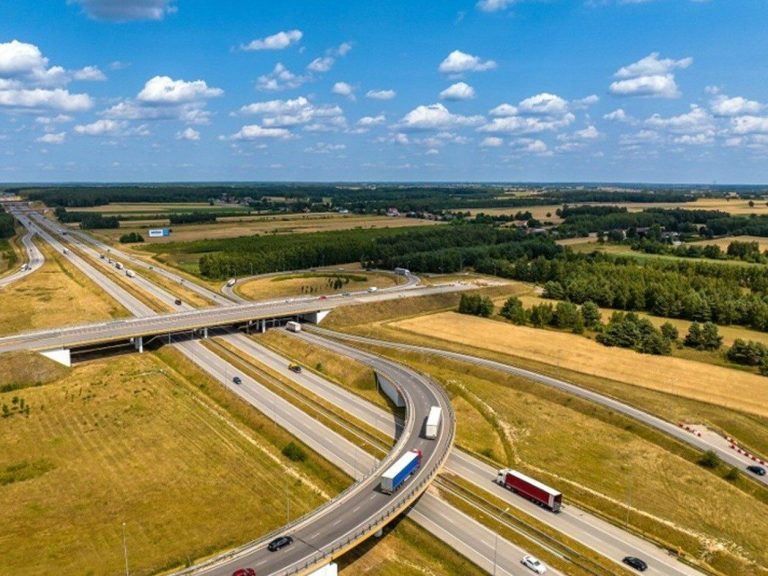 A new expressway will be built in the center of Poland.  It will take over some of the traffic from the crowded A2