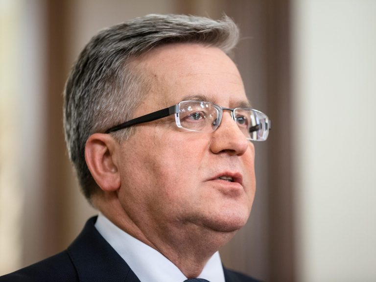 Komorowski about “ministers”: Let them say what they want.  I will speak in accordance with the constitution