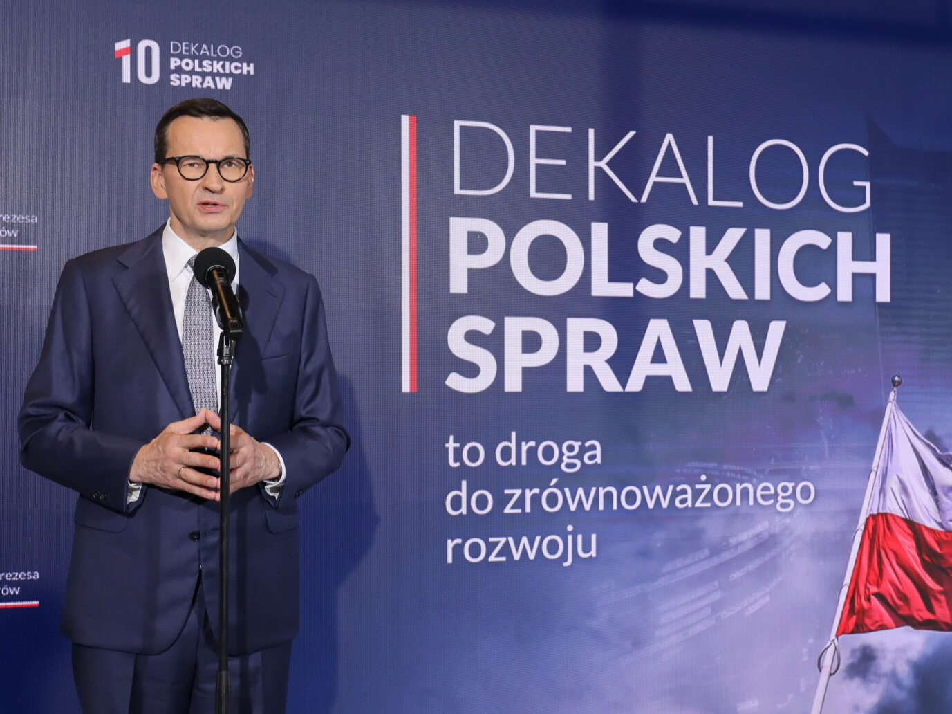 Morawiecki reveals the date of announcing the composition of the government and... announces an amendment to the budget