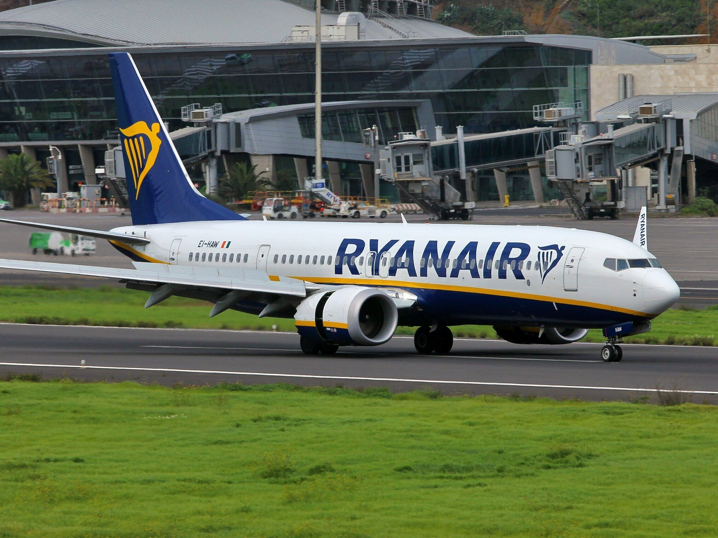 Ryanair passengers are stuck at the airport.  The plane had a 24-hour delay