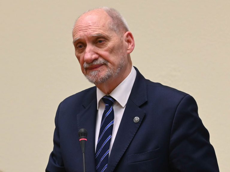 The Ministry of National Defense liquidated Macierewicz’s Smolensk subcommittee.  “Authorizations and powers of attorney withdrawn”