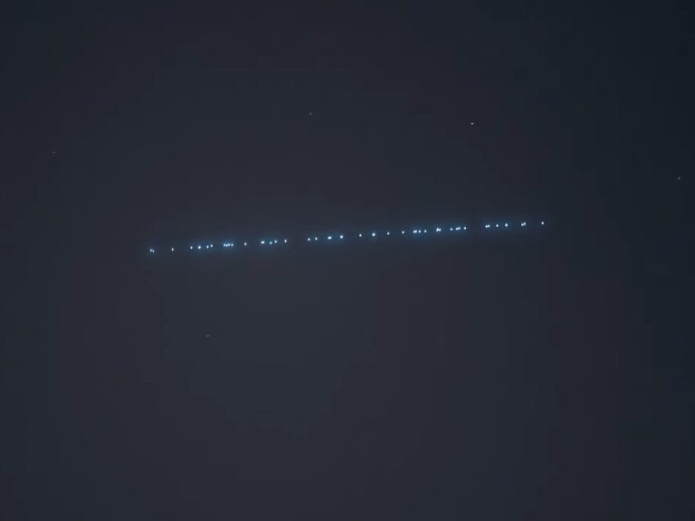 Starlinks flew into space.  An extraordinary spectacle also in the Polish sky