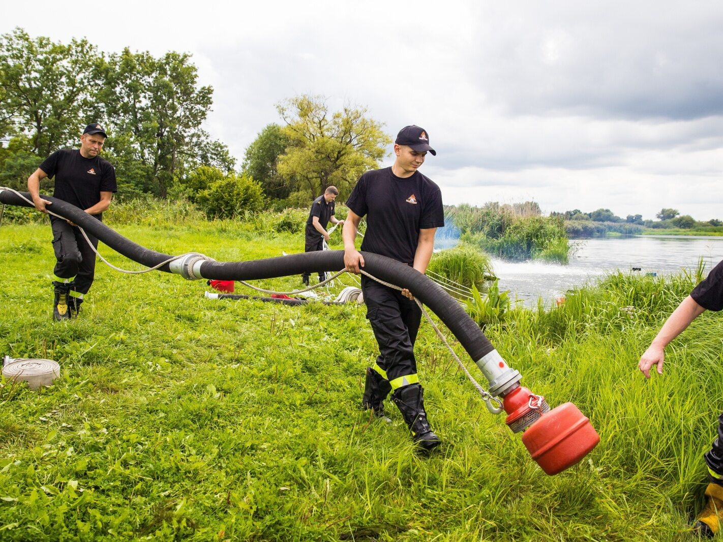 The biggest problem in the Oder?  Lack of oxygen.  Another 20 tons of fish will be disposed of