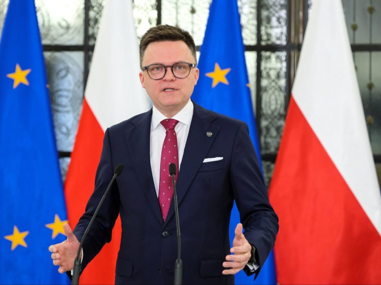 Hołownia’s announcement regarding State Treasury companies.  “Changes start with ourselves”