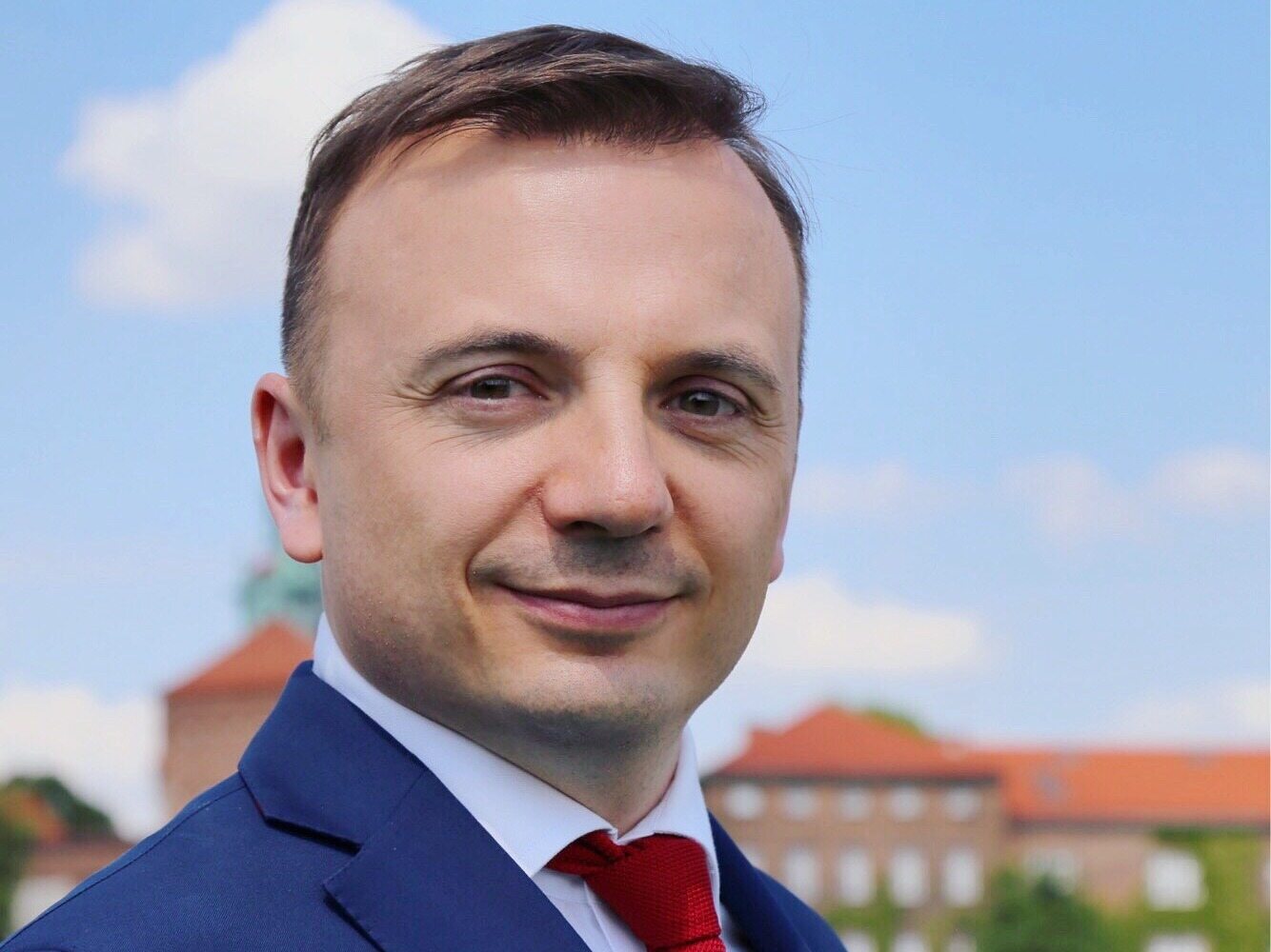 Łukasz Gibała is a candidate for the president of Krakow.  He received the support of the Razem MP