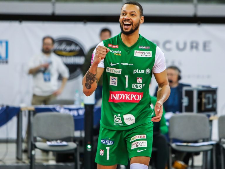 The Brazilian star is impressed with PlusLiga.  “The Best Place”
