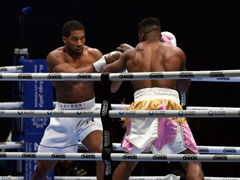 Spectacular knockout of Anthony Joshua.  The famous rival had nothing to say