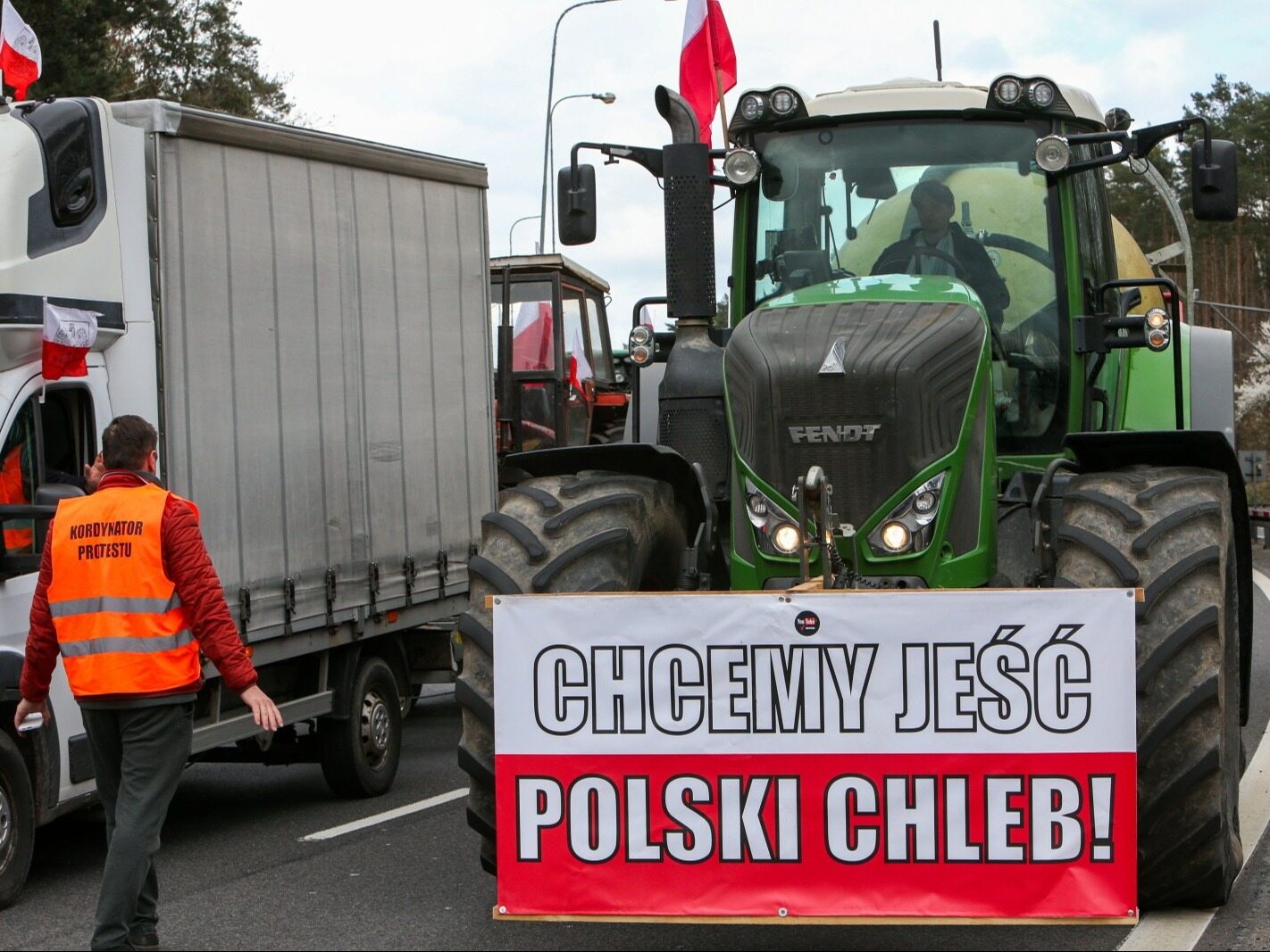 The mayor of Lublin issued a ban to farmers.  "There is no consent to a 90-day paralysis"
