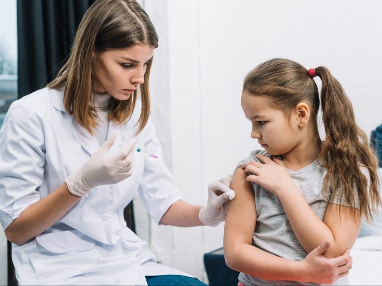 This free vaccination can protect your child from cancer.  How to use it?