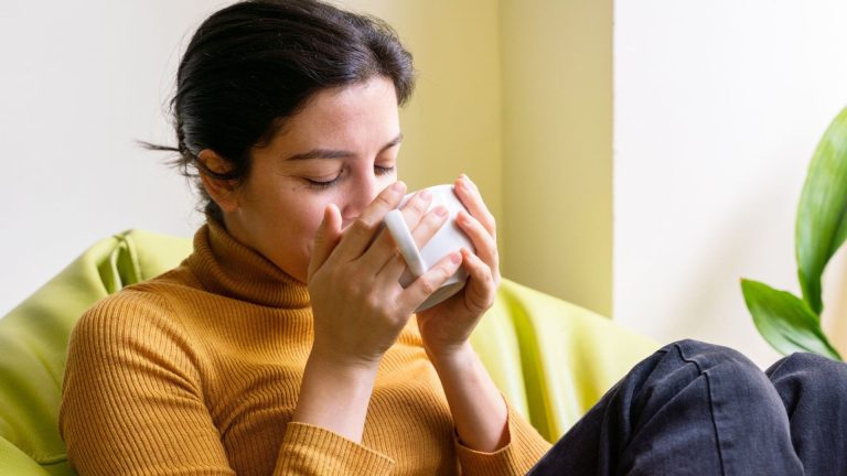What to drink for stomach pain?  These infusions will help you deal with this unpleasant ailment